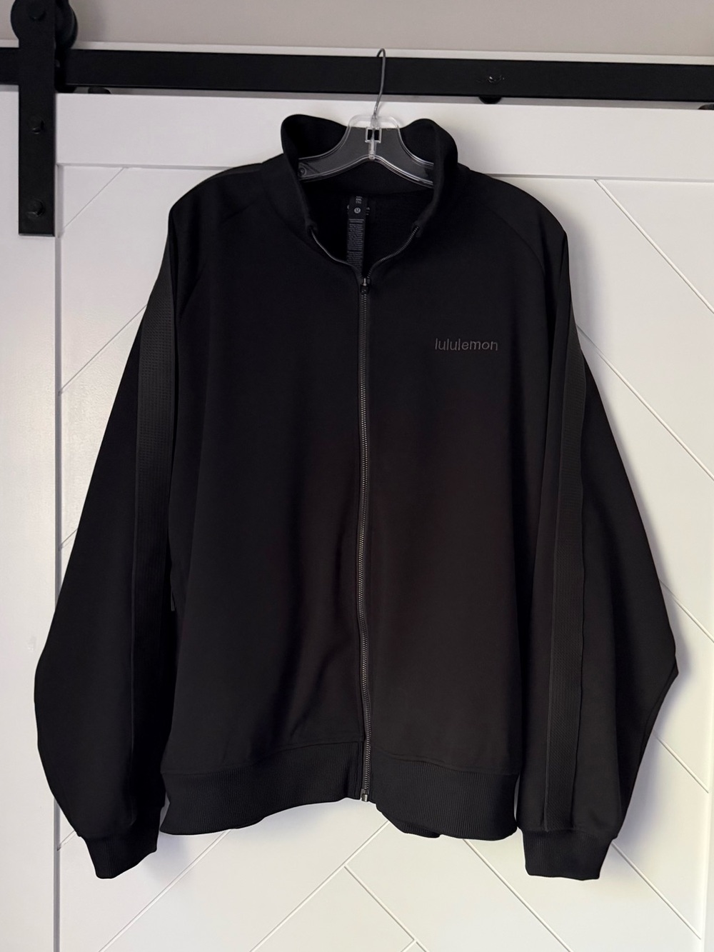 lululemon athletica Men's Black Full-Zip Sweater